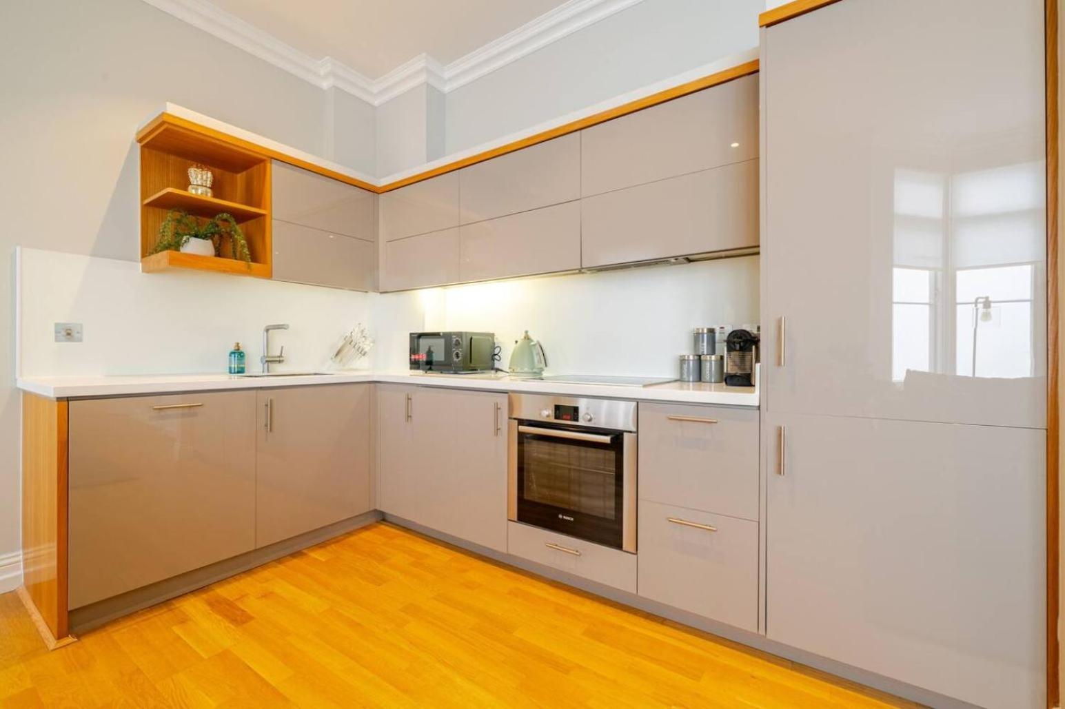 Tranquil And Bright 3 Bed Lux * Londra