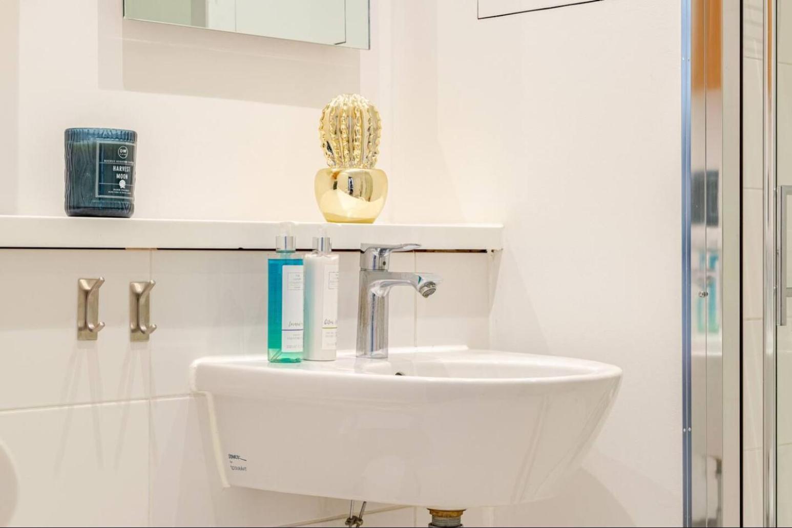 Tranquil And Bright 3 Bed Lux *